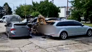 Zistenia TV JOJ k tragédii na škole: Žiak podpálil autá vo firme, kde brigádoval. Do školy prišiel s benzínom