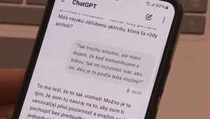 Umelá inteligencia ako "terapeut": Odborníci varujú pred vážnymi rizikami