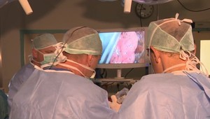 Slovensko urgentne potrebuje lekárov. Posily zo zahraničia ale nevyužívame