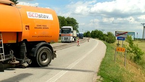 Prekvapení vodiči. Cestári vraj opravujú miesto zlej dobrú cestu