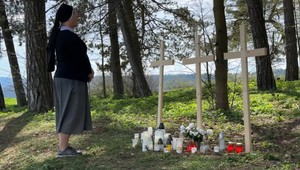 FOTO: Na mieste tragédie na Spiši vzniklo pietne miesto