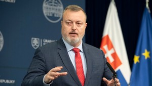 Rezort práce pomohol zariadeniam sociálnych služieb: V decembri sme rozdali 18 miliónov eur, tvrdí Krajniak