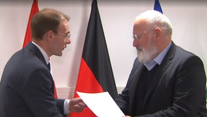 V únii možno zdražejú letenky. Náš minister Kamenický bol proti