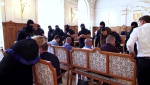 Kauza "Piťovci 2" na súde: Medzi obžalovanými aj policajt