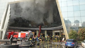 Požiar hotela má desať obetí