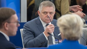 Lídri EÚ na neformálnom stretnutí v Budapešti: Fico zastupuje Slovensko