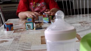 Deti, ktoré matka poslala na Slovensko taxíkom, sú v novej rodine. Mama ich pozrieť neprišla