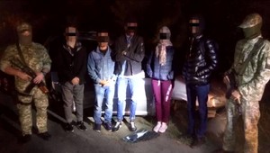 Pohraničná stráž zadržala utečencov na slovensko-ukrajinskej hranici. Medzi nimi aj iba ročné dieťa