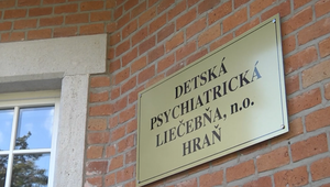 Slovensko trápi nedostatok detských psychiatrov, ministerstvo prichádza s riešením