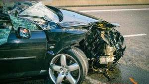 Opitý vodič spôsobil nehodu na R1: Nafúkal viac ako 2 promile