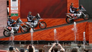 Svitko v úvodnej etape na 19. mieste, Jakeš dostal trest