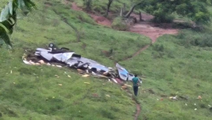 Lietadlo sa rozpadlo vo vzduchu, tragédiu nikto neprežil