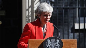 Theresa May oznámila, kedy končí. Je jej ľúto, že nezvládla svoju úlohu