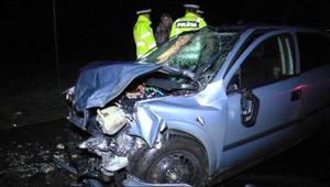 Vážna nehoda pri Komárne, zranili sa tri ženy a jedno dieťa (8)