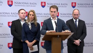 Opozícia chce opäť odvolať premiéra Fica