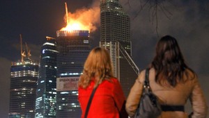 Mrakodrap Veža federácie v plameňoch! Zasahovali vrtuľníky