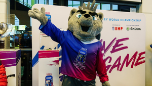 Spiky dostal druhú šancu: Opäť je tvárou MS v hokeji