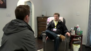 Nevidiaci so zbraňou: Absurdná medzera v zákone, na ktorú poukázal