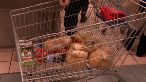 Finančné predsavzatia na rok 2022: Experti vysvetľujú, ako ušetriť