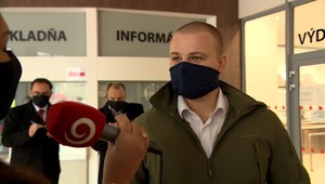 Milana Mazureka za ohováranie čaká trest. Poslanec musí zaplatiť infektológovi Petrovi Sabakovi 20-tisíc eur