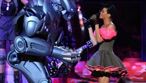 Požiar na koncerte Rihanny? Môže za to pyrotechnika...