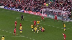 Hattrickom k víťazstvu Liverpoolu