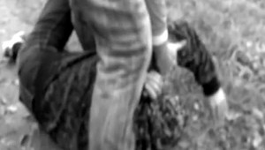 Partia v aute privolanom cez aplikáciu kritizovala Kotlebu. Posledného vystupujúceho vodič dokopal