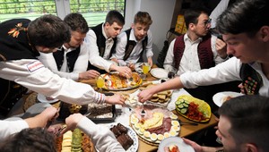 Cez veľkonočné sviatky by ľudia nemali zabúdať na zdravú stravu aj pohyb