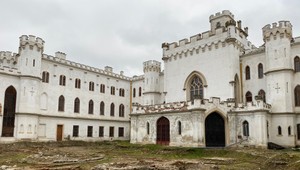 Vláda bude rokovať o spustení rekonštrukcie kaštieľa v Rusovciach