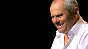 Polícia obvinila Čecha z krádeže v dome Milana Kňažka