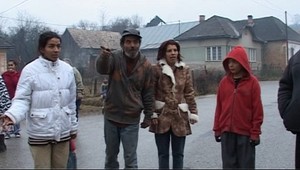 Rómovia podnikateľovi: Rozbijeme ti papuľu...