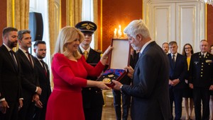 Pavel a Čaputová sa navzájom ocenili najvyššími štátnymi vyznamenaniami