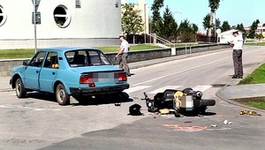 Dôchodkyňa bez vodičáku. Prvá nehoda po desiatkách rokov