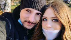 Bohuš Matuš a Lucinka zverejnili svadobné oznámenie! Namiesto klasiky spísali hotový román vysvetliviek!