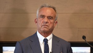 Kennedy sľubuje, že do septembra zistí príčiny autizmu. Škodlivé a nerealistické, odkazujú odborníci