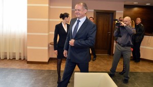 Kiska požiadal Gašparoviča o stretnutie, odpoveď nedostal