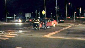 Taxikár nedal prednosť vodičke, obaja skončili v nemocnici