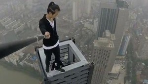 Rád riskoval vo výškach. Jeho posledný výčin skončil pádom zo 62. poschodia