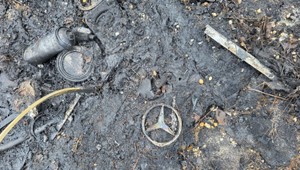 Požiar v Bratislave zničil jedno luxusné elektrické vozidlo, škoda presiahla 50-tisíc eur