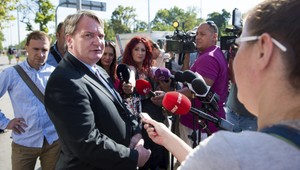 Europoslanca z Jobbiku obžalovali zo špionáže