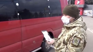 Koronavírus na Slovensku zatiaľ stále nepotvrdili. Sprísnené kontroly a opatrenia zaviedli už aj Ukrajinci