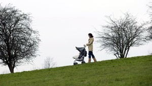 Mamičky pozor! Ak od vás pýta lekár poplatok, tu sa sťažujte