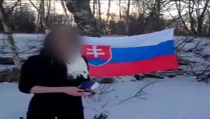 Ženu, ktorá pomočila Korán, zadržala NAKA