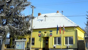 Tri promile v krvi. Starosta Semerova skoro zrazil policajtov, tvrdí svedok