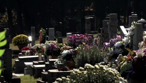 Nemali na jedlo, alkohol a pohonné látky, no spôsob si našli. Takmer 500 eur použili z karty nebohého muža