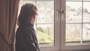 Brat zabil sestru (†6). Počul v hlave hlasy