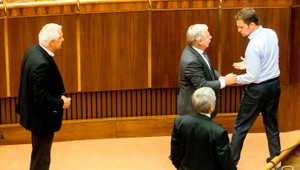 Poslanci by mali cvičiť bojové umenia, tréneri v nich vidia potenciál