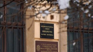 Cirkev rieši obvinenie katolíckeho kňaza. Pred rokmi mal zneužívať chlapca