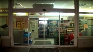 Opilcovi odmietla predať pivo, zaútočil na ňu sekáčikom