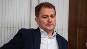 Po chaose na májovej schôdzi majú poslanci reparát: Mimoriadne rokovanie sa má venovať neprerokovaným bodom